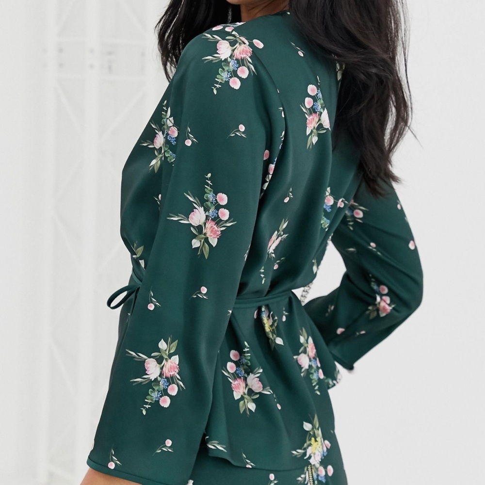 Ted Baker floral wrap top - Picture 2 of 4